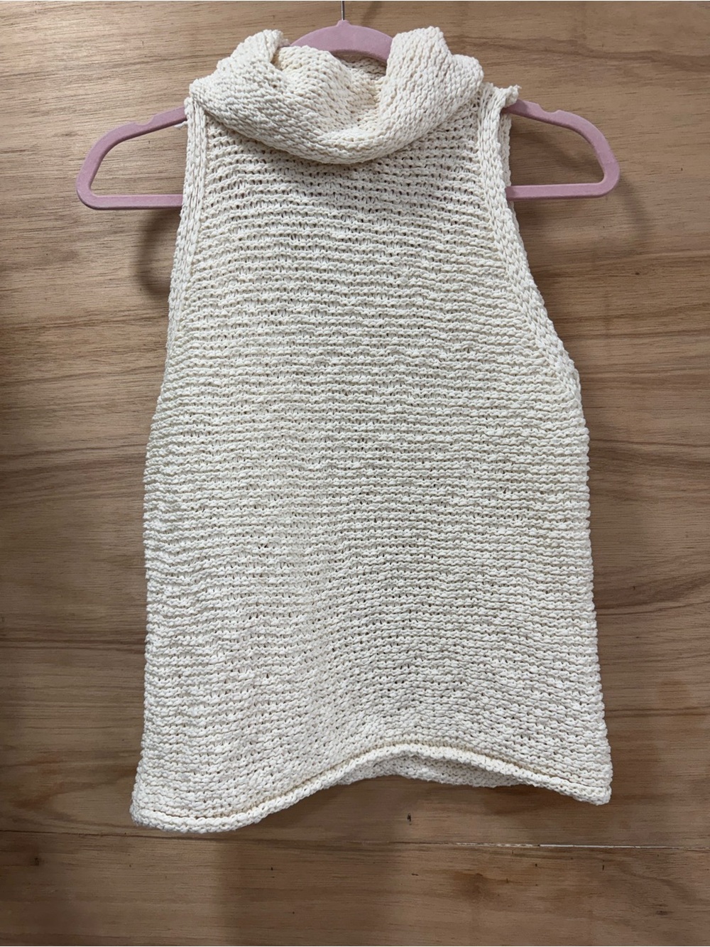Anthropologie Pilcro size small Sleeveless Knit Turtleneck Sweater Vest in Cream